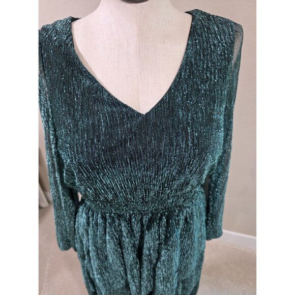 Shimmery Green Long Sleeve V-Neck Tiered Midi Dress XL Maurices - Picture 3 of 12